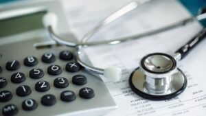 مالیات تکلیفی پزشکان